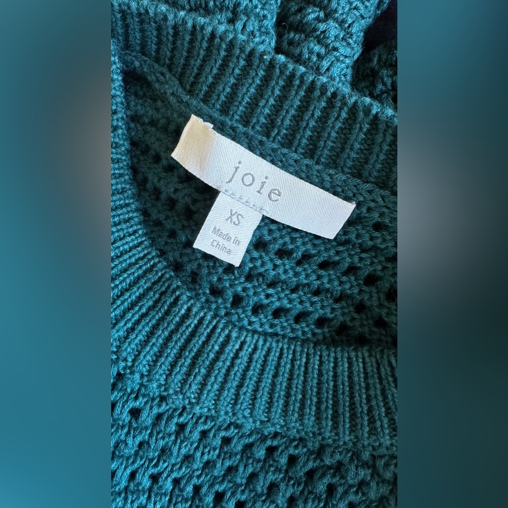 Joie sweater size S